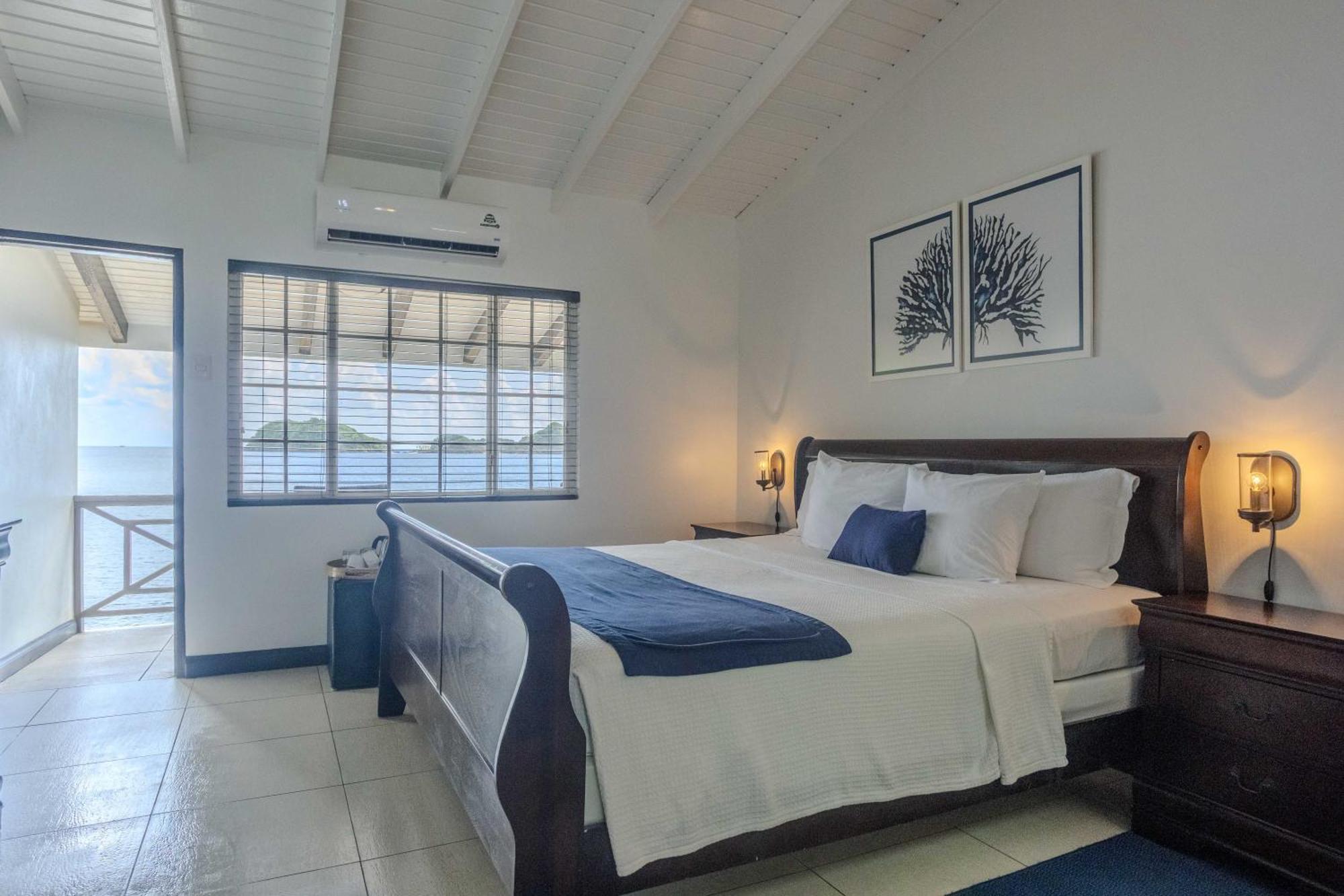 Blue Waters Inn Speyside Εξωτερικό φωτογραφία